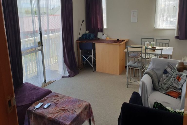 Photo of property in 193 Birkdale Road, Birkdale, Auckland, 0626