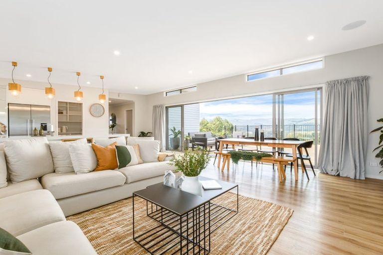 Photo of property in 136 Endeavour Drive, Whitby, Porirua, 5024