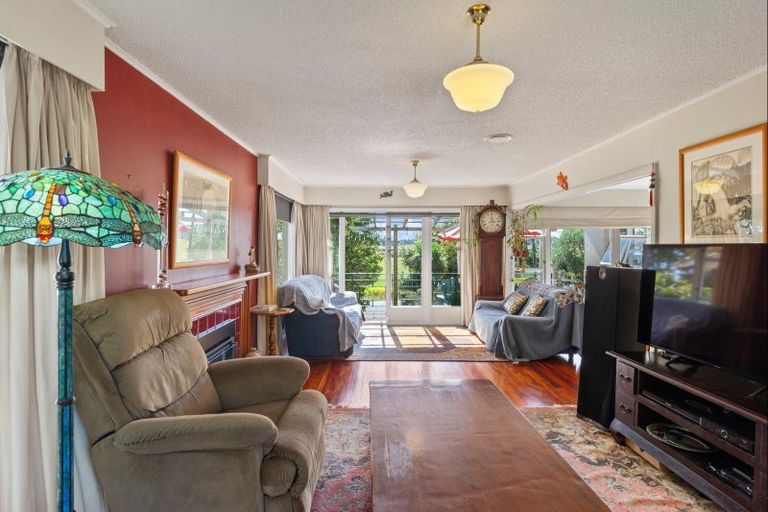 Photo of property in 79 Kawiu Road, Levin, 5510