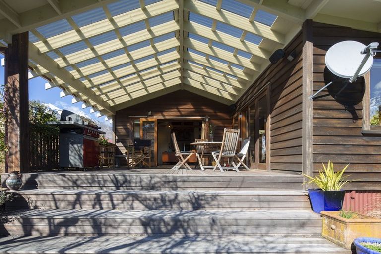 Photo of property in 15 Mull Street, Glenorchy, 9372