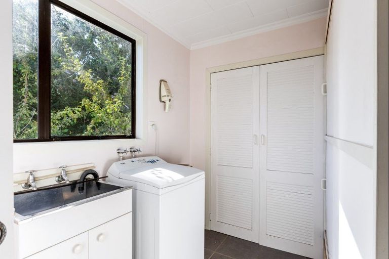 Photo of property in 15 Haldane Street, Elgin, Gisborne, 4010