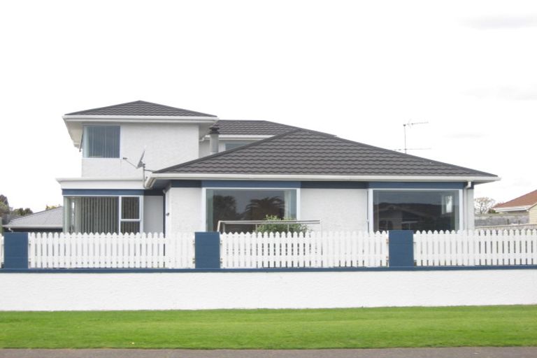 Photo of property in 201 South Road, Spotswood, New Plymouth, 4310