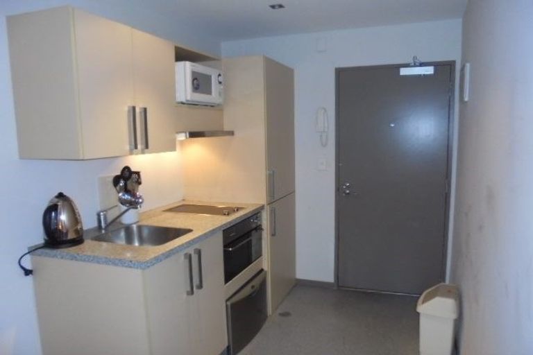 Photo of property in Dual Apartments, 108/142 Vivian Street, Te Aro, Wellington, 6011