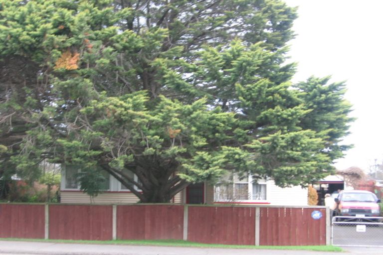 Photo of property in 13 Hunua Road, Papakura, 2110
