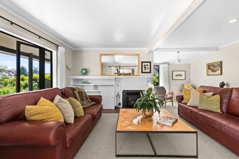 Photo of property in 12 Ritchie Place, Havelock North, 4130