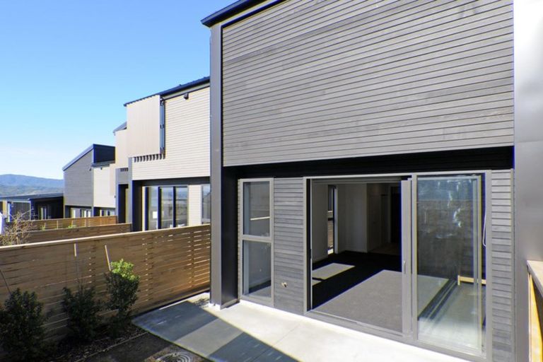 Photo of property in 14/80 Seatoun Heights Road, Seatoun, Wellington, 6022