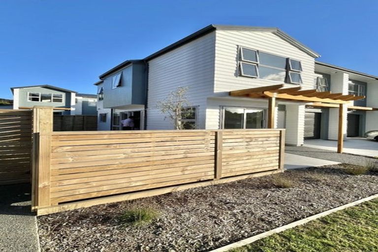 Photo of property in 4b Horoeka Street, Stokes Valley, Lower Hutt, 5019