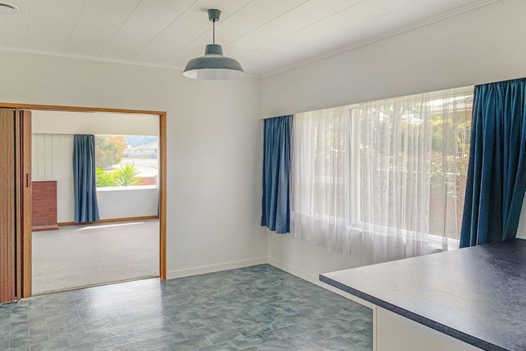 Photo of property in 38 Guy Street, Dannevirke, 4930