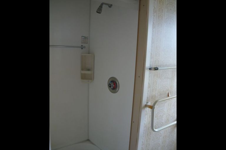 Photo of property in 15 Rhodes Street, Waimate, 7924