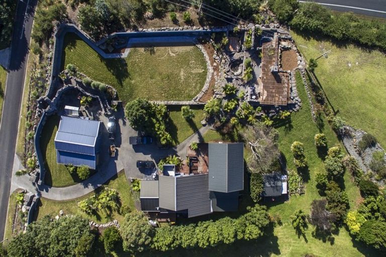 Photo of property in 5 Rewa Rewa Valley, Tairua, 3508