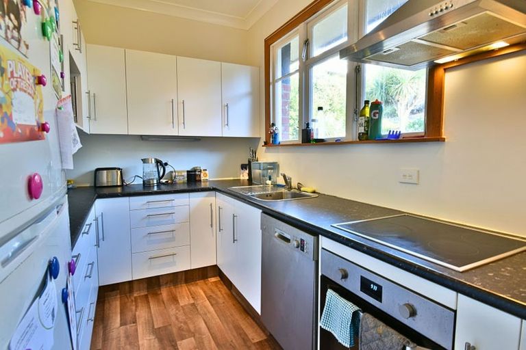Photo of property in 10 Melrose Street, Roslyn, Dunedin, 9010