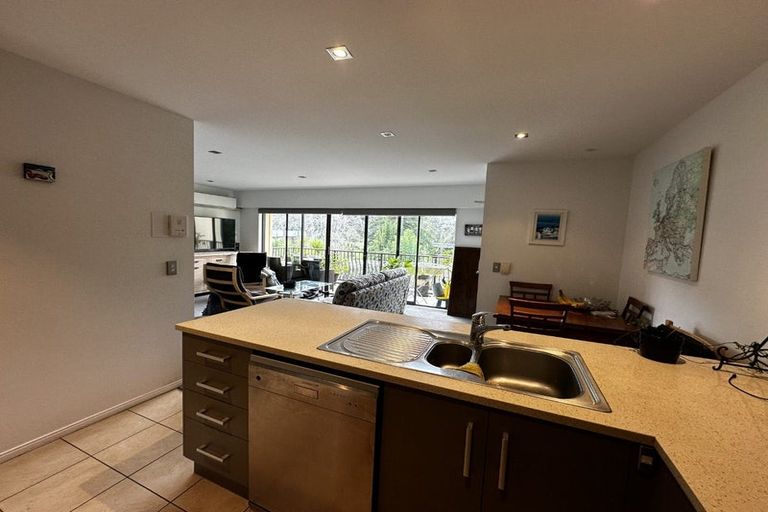 Photo of property in 6/7 The Avenue, Albany, Auckland, 0632