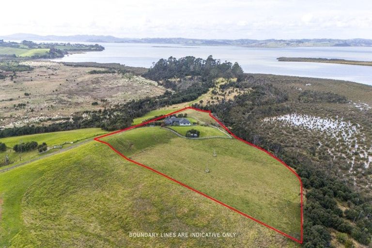 Photo of property in 143c Tuparekura Road, South Head, Helensville, 0874