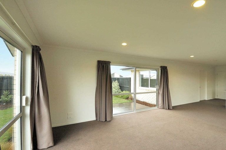 Photo of property in 19 Burford Way, Rolleston, 7615