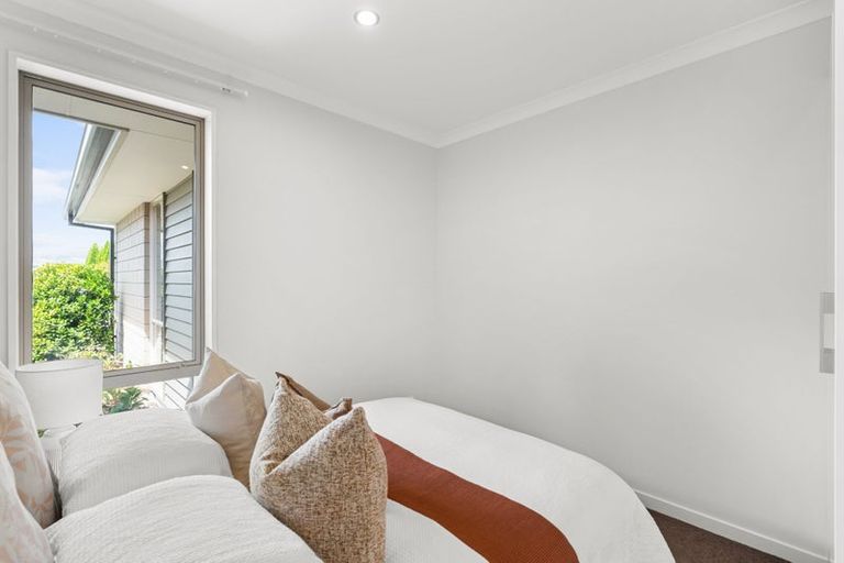 Photo of property in 19 Maclaren Road, Wigram, Christchurch, 8042