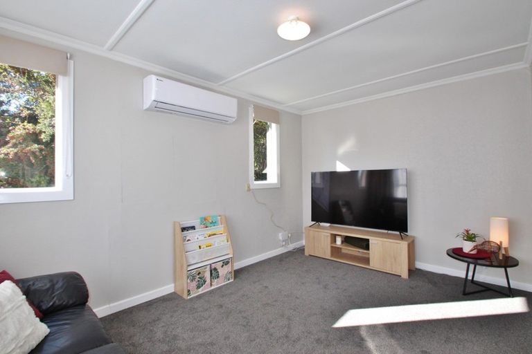 Photo of property in 14 Oxford Street, East Gore, Gore, 9710