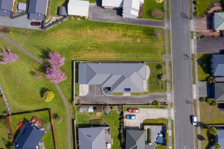 Photo of property in 7 Lawson Burrows Crescent, Te Anau, 9600