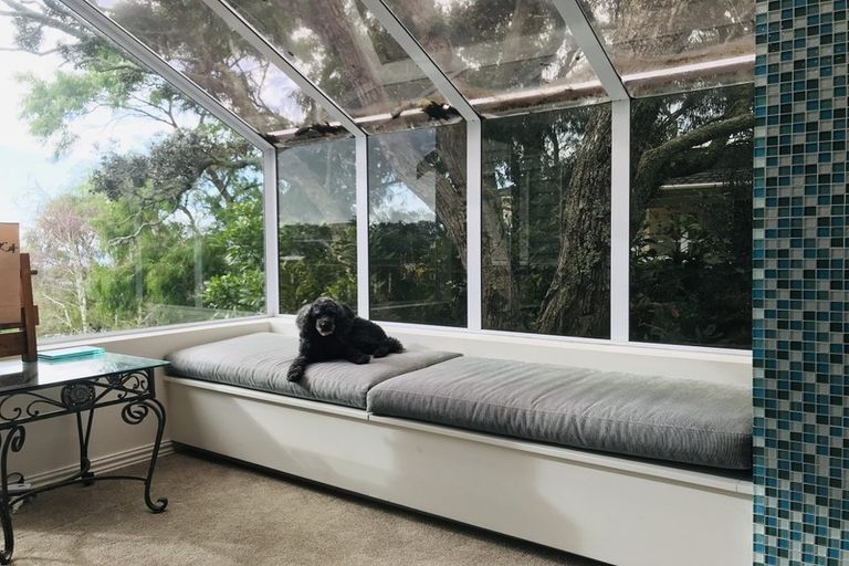 Photo of property in 23a Bournemouth Terrace, Murrays Bay, Auckland, 0630