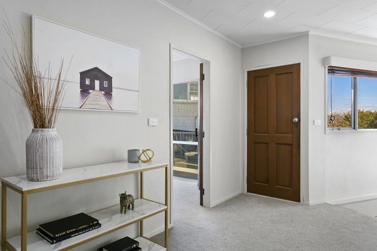 Photo of property in 96 Wakeman Road, Acacia Bay, Taupo, 3330