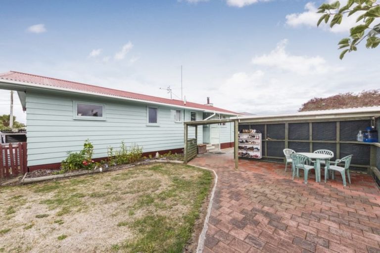 Photo of property in 5 Lambert Street, Marton, 4710