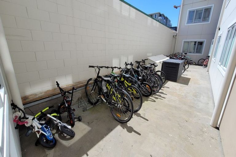 Photo of property in Martin Square Apartments, 605/20 Martin Square, Te Aro, Wellington, 6011