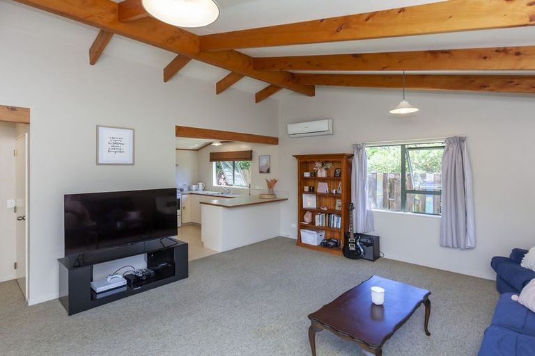 Photo of property in 4 Clarkes Crescent, Paekakariki, 5034