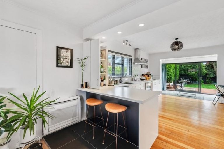 Photo of property in 73 Stanbury Avenue, Somerfield, Christchurch, 8024