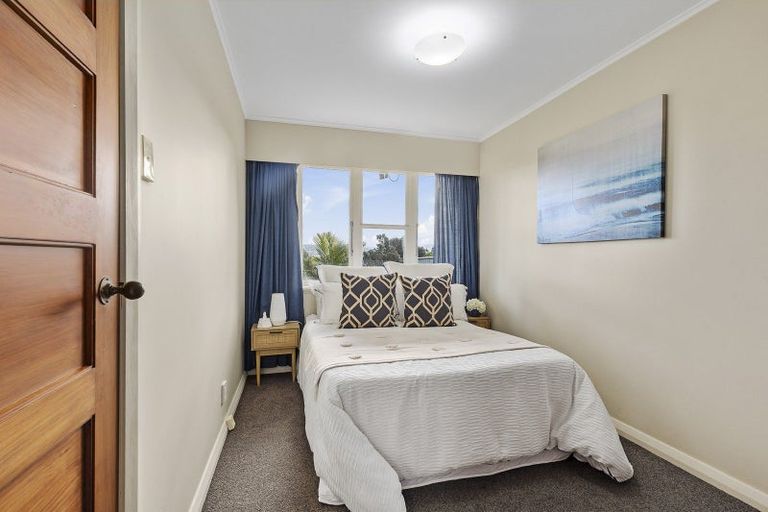 Photo of property in 57 Kinghorne Street, Strathmore Park, Wellington, 6022