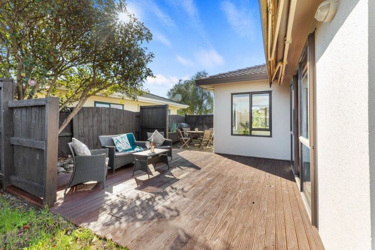 Photo of property in 38 Katerini Grove, Papamoa Beach, Papamoa, 3118