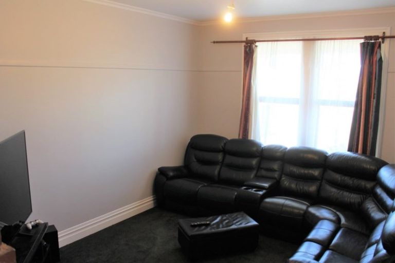 Photo of property in 59 Swinburn Street, Dannevirke, 4930