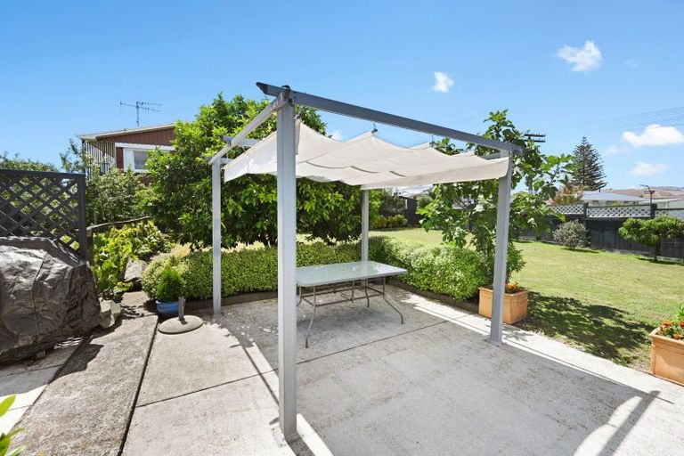 Photo of property in 2 Mountain View Drive, Te Awamutu, 3800