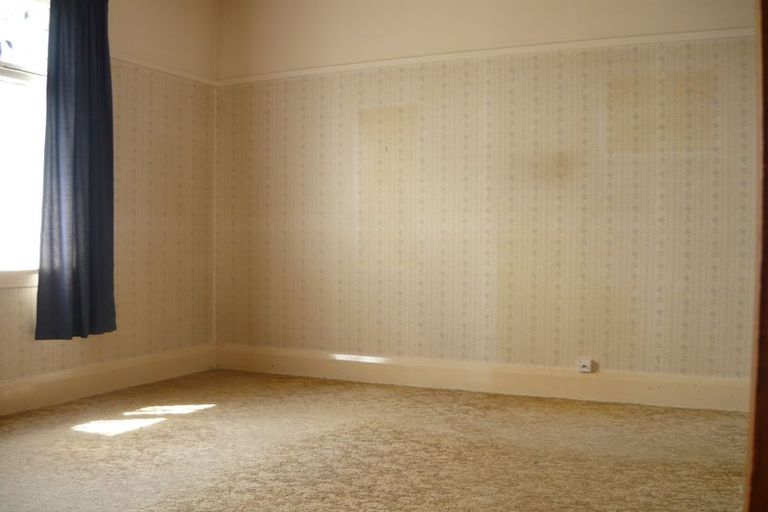 Photo of property in 67 Rhodes Street, Waimate, 7924