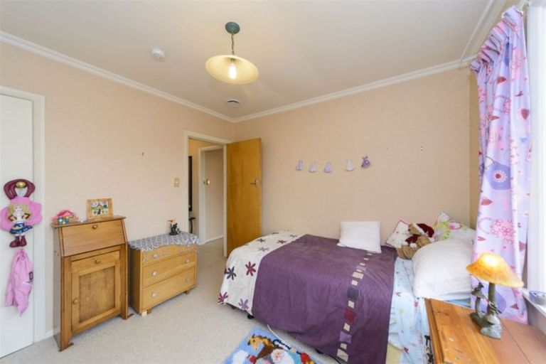 Photo of property in 18 Swansea Street, Hokowhitu, Palmerston North, 4410