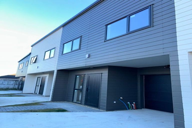 Photo of property in 49 Station Road, Takanini, 2112