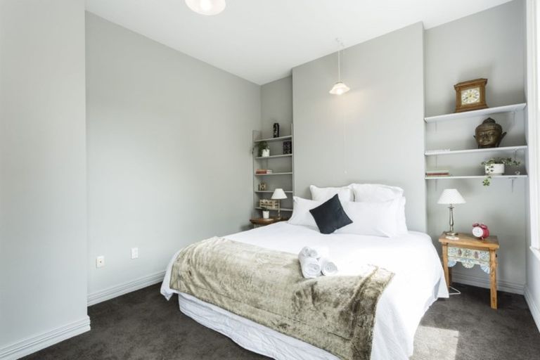 Photo of property in 10/33 Dowling Street, Dunedin Central, Dunedin, 9016