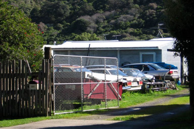 Photo of property in 101 Watt Street, Featherston, 5710