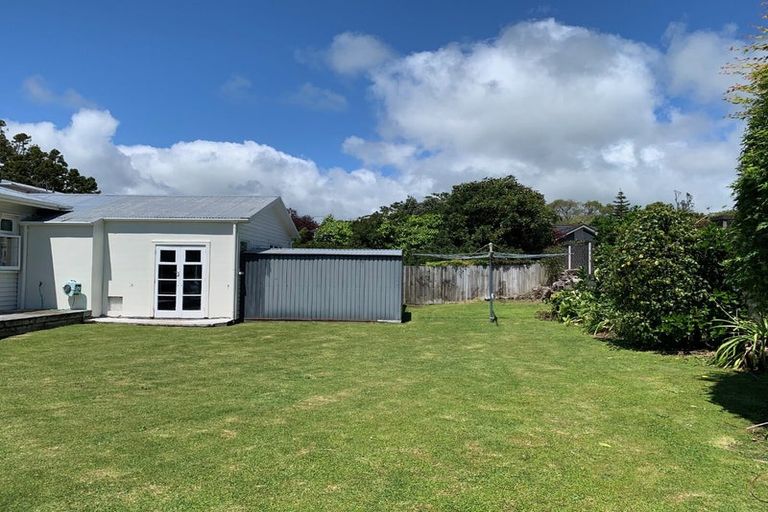 Photo of property in 58 Govett Avenue, Frankleigh Park, New Plymouth, 4310