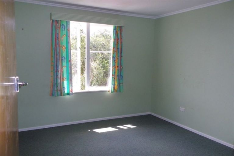 Photo of property in 110 Brunton Crescent, Thames, 3500