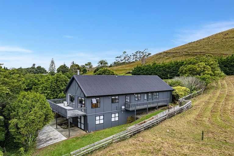 Photo of property in 4 Kara Road, Maungatapere, Whangarei, 0179