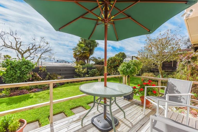 Photo of property in 21 Arapiki Road, Stoke, Nelson, 7011