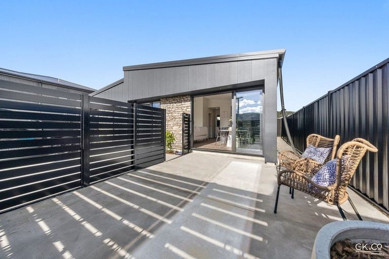 Photo of property in 10b Rongonui Street, Elderslea, Upper Hutt, 5018