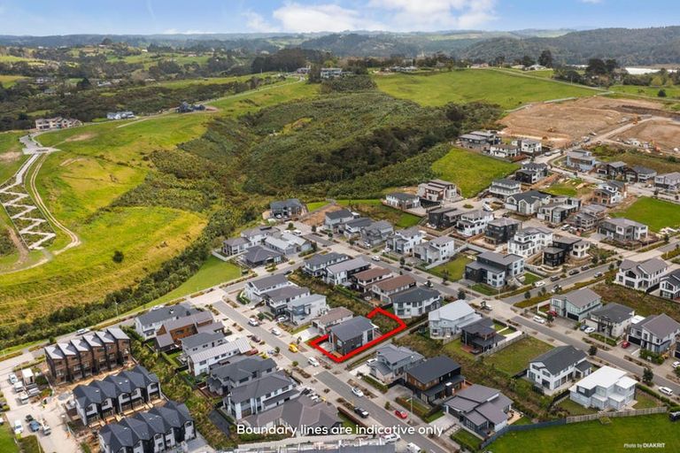 Photo of property in 10 Keel Street, Long Bay, Auckland, 0630