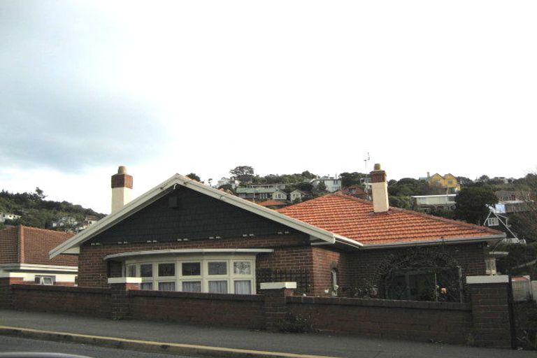 Photo of property in 24 Cliffs Road, Saint Clair, Dunedin, 9012