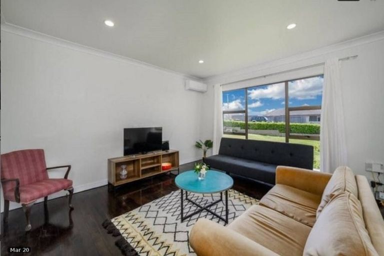 Photo of property in 46 Bleakhouse Road, Howick, Auckland, 2014