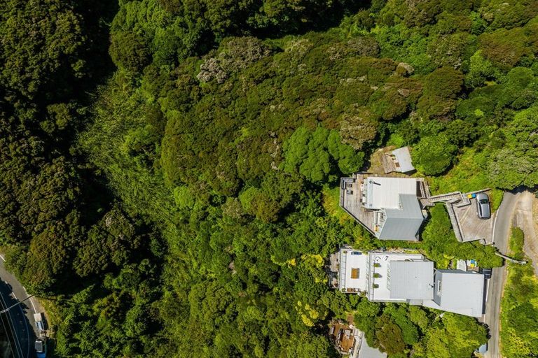 Photo of property in 105 Cluny Road, Plimmerton, Porirua, 5026