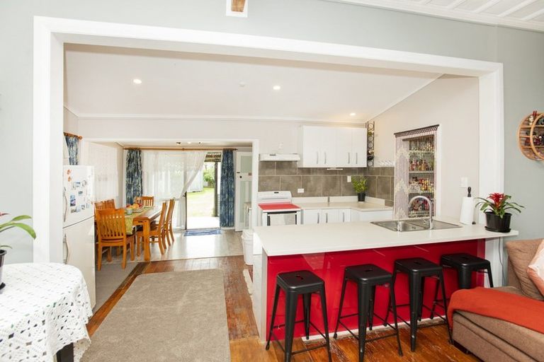 Photo of property in 2 Kara Street, Outer Kaiti, Gisborne, 4010