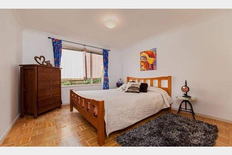 Photo of property in 31 Roy Maloney Drive, Henderson, Auckland, 0612