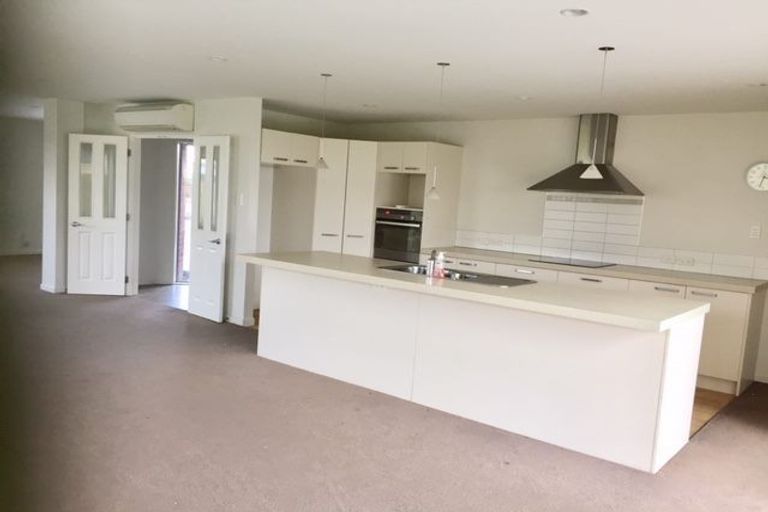 Photo of property in 11 Kingsbridge Drive, Burwood, Christchurch, 8083