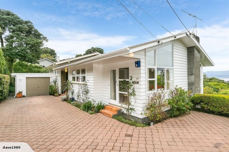 Photo of property in 39 Jubilee Road, Khandallah, Wellington, 6035