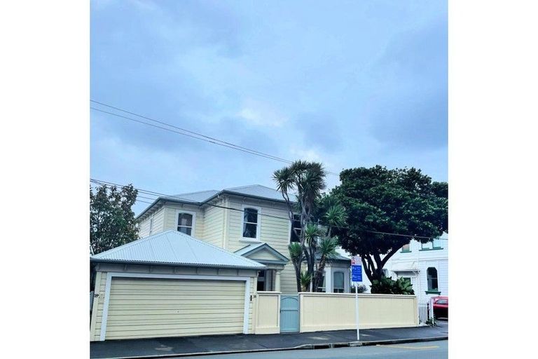 Photo of property in 18 Murphy Street, Thorndon, Wellington, 6011